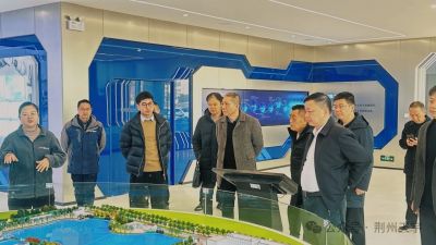 湖北省市場監(jiān)管局領(lǐng)導(dǎo)一行深度調(diào)研荊州天宇